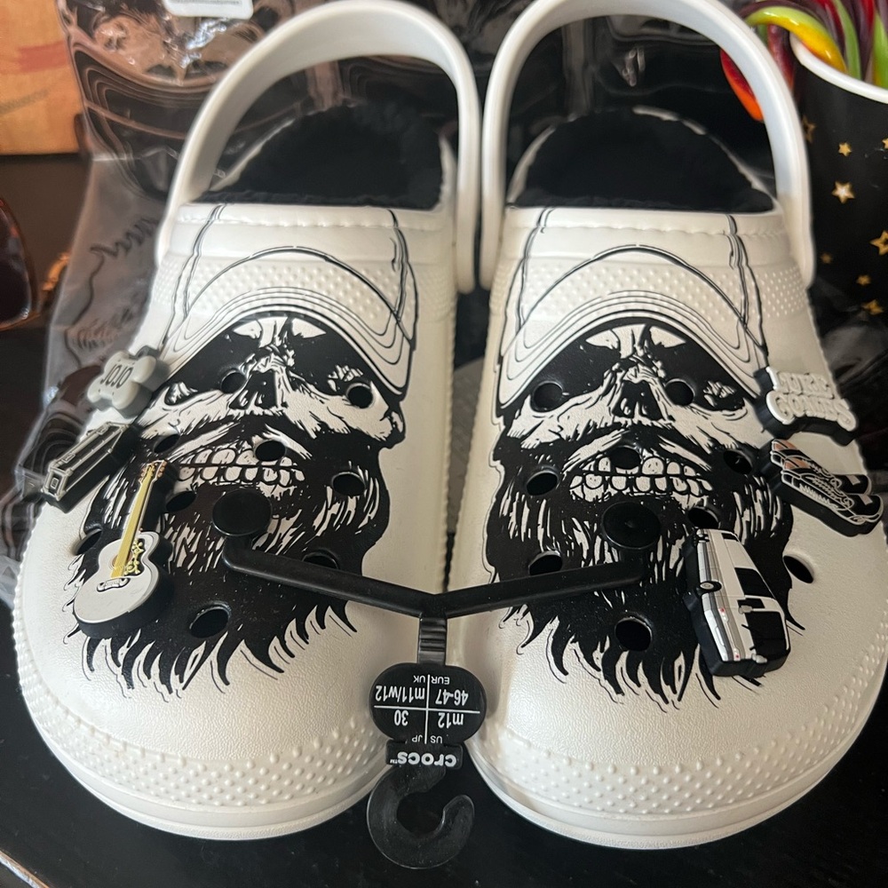 Crocs Luke Combs NWT